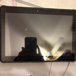 SKY PAD 10 Tablet with Protective Case